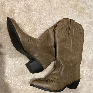 Brown Roper Cowboy Boots